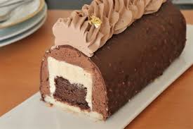 Buche Chocolat Vanille Glacage Rocher Recette De Noel Olivia Patisse Recette Gateau Noel Recette Dessert Noel Chocolat Vanille
