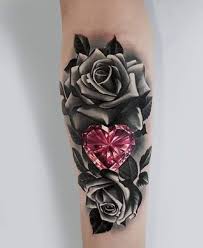 Vamos a lo que realmente importa, las fotos. Aprenda Sobre El Significado De Las Rosas Para Tatuajes Aqui