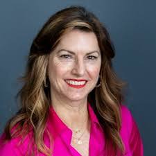 Tamara Harless's Instagram, Twitter & Facebook