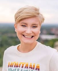 DAVIDSON HONORS COLLEGE STUDENTS EARN UM'S 2022 PRESIDENTIAL LEADERSHIP  SCHOLARSHIP