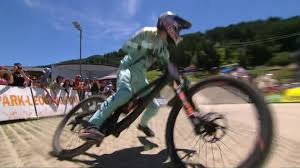 More images for martin vidaurre kossmann » Doppel Weltcup In Saalfelden Leogang Laura Stigger Glanzt Mit 3 Platz Radmarathon In Osterreich Deutschland Schweiz Italien Mitteleuropa