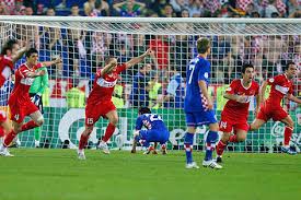 With nathan wetherington, stef willen, jenny gabrielle, sean kaysen. Kroatien Heiss Auf Die Turkei Sport Orf At