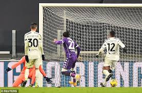 Dusan vlahovic gave the visitors the lead after three minutes before juan cuadrado was sent off, forcing andrea pirlo to sacrifice aaron ramsey for danilo. Juventus 0 3 Fiorentina Serie A Champions Handed Shock Loss And Fall Seven Points Behind Leaders Daily Mail Online