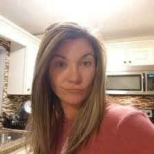 Mandy Vining's Instagram, Twitter & Facebook