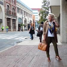 This is one of the oldest tricks to hide tummy fat, and it works. 30 Outfits For Women Over 60 Fashion Tips For 60 Plus Women