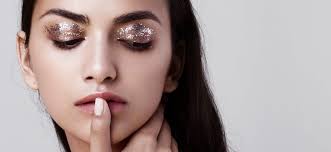 Do You Love The Glitter Eye Makeup? • Lara Lam Weddings