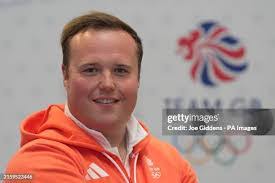 Bill Holley's Instagram, Twitter & Facebook