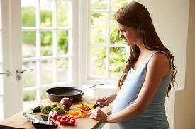 L' alimentazione in gravidanza, soprattutto durante il primo trimestre, deve essere ricca di verdura fresca. Alimentazione Sbagliata In Gravidanza Prodigus