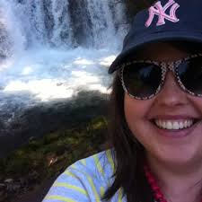 Amanda Hensley (@hensleyamandar)