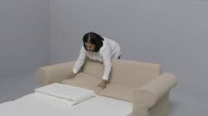 Ikea sofa klippan 2 sitzer schwarz mit ersatzbezug rollen in for. Ikea Backabro Anleitung Vom 2 Er Sofa Zum Bett Youtube