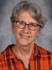 Jennifer Puetz's Instagram, Twitter & Facebook