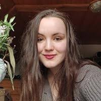 Lacie Moran's Instagram, Twitter & Facebook