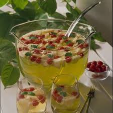 Ananas Himbeer Bowle Rezept Lecker Bowle Rezept Rezepte Bowle Rezepte Mit Alkohol