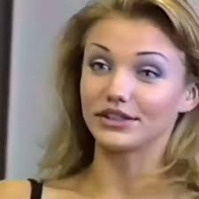 21 year old cameron diaz s audition for the mask 1994 which would be her first role in her acting career anna nicole smith anna nicole cameron diaz the mask