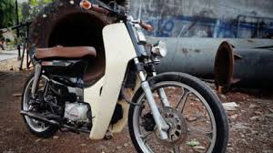 We know that for most riders, motorcycles are a way of life. Honda Astrea Prima