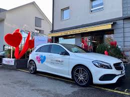 Love Is In The Air Avec Mercedes Benz Groupe Chevalley