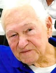 Deanna Rider's Instagram, Twitter & Facebook