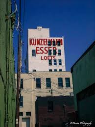 Mitchell Avenue Milwaukee My Mother S Favorite Furniture Store Milwaukee Wisconsin Milwaukee Wi Milwaukee