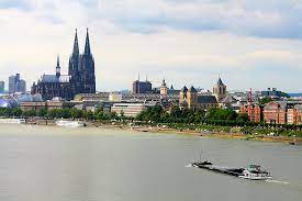 Liebe deine stadt fenstergitter fernsehturm coole dinge andenken rheinland. Koln Skyline A Photo From Nordrhein Westfalen West Trekearth