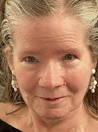 Cheryl Snell's Instagram, Twitter & Facebook