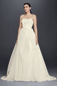 Calling All Brides On A Budget 20 Of The Dreamiest Wedding Dresses Under 500 Wedding Dresses Under 500 Ball Gowns Wedding Davids Bridal Wedding Dresses