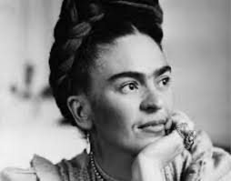 Ah Frida, bilmez misin herkesin bir Diego'su vardır. Üzen, kıran,  yaralayan, seven ama en sonunda çekip giden bir Diego'su vardır. . .  #oldiestbutgoldiest #söz #sözler #frida #fridakhalo #edebiyat #yazı #aşk  #aşksözleri #kitapkurdu #