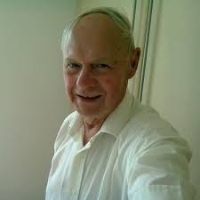 Loampit Vale, Lewisham, looking towards St Stephen's Church, circa 1935. I  put the wrong year in earlier. Thanks to all those who pointed out my  mistake.🤪