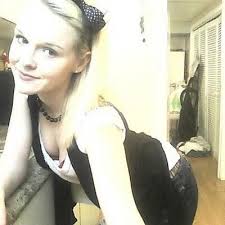 Robyn Crofts (@ROBYNxox7)