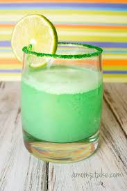 From amarula african crème to zaya rum, you will find almost 1,500 varieties of spirits in big red locations. St Patrick S Day Punch A Mom S Take