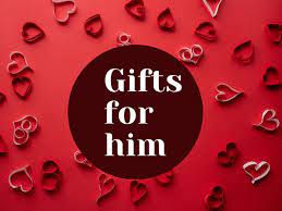 50 unique valentine's day gifts for him that are romantic without being cheesy full of creative ideas for your husband, boyfriend, or #1 guy. Valentine S Day Gift Ideas Valentines Day 2021 Gift Ideas For Your Boyfriend Husband