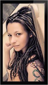 Lisa Bly (@Leesuhh8)