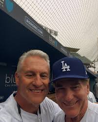 Hey, Garv! 👋🏼 @steveygarvey6 #Dodgers #camp #LA #baseball #MLB