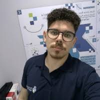 90+ "Erik Moura" profiles