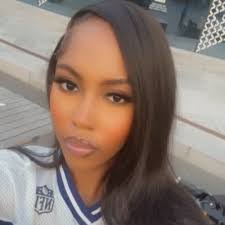 Emily Colbeck's Instagram, Twitter & Facebook