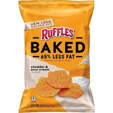 Ruffles Oven Baked Cheddar Sour Cream Flavored Potato Crisps 6 25oz Sour Cream Potatoes Creamed Potatoes Potato Crisps