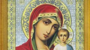 Казанская икона божией матери была обретена в 1579 году после пожара в казани. Kakimi Chudesami Izvestna Kazanskaya Ikona Bozhej Materi