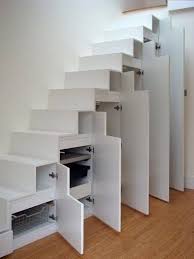 Luxus Schrank Unter Offener Treppe Stauraum Unter Der Treppe Treppen Design Treppenspeicher