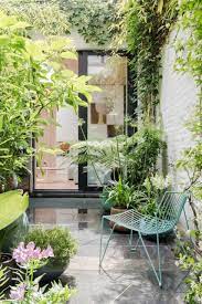 53 Gorgeous Backyard Design Ideas On A Budget Small Courtyard Gardens Courtyard Garden Small Courtyards
