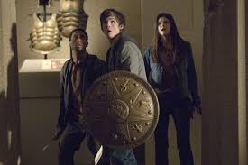 Plus que la copine de percy jackson dans le film, alexandra daddario est belle à la ville et naturelle dans sa vie. Bild Zu Alexandra Daddario Percy Jackson Diebe Im Olymp Bild Alexandra Daddario Brandon T Jackson Logan Lerman Filmstarts De