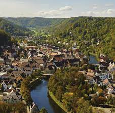 246 miles (395 km) long. Neckar Reise Dieser Fluss Schwappt Geistig Uber Welt