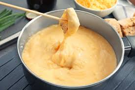 Fondue Suisse Moitie Moitie Recette Fondue Suisse Alimentation Recettes De Cuisine