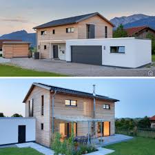 Haus Design Modern Mit Satteldach Garage Holz Fassade Bauen Einfamilienhaus Ideen Mit Grundris In 2020 Architektur Haus Design Moderne Home Plane Haus Architektur