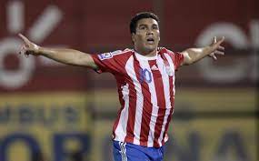Salvador cabañas is taking it easy. Salvador Cabanas Acapara Elogios Por Penalti Que Dio El Triunfo A Paraguay Mediotiempo