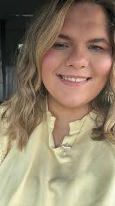 People here, you're all contradicting yourselves. There's this girl who  asked if antidepressants that helped her symptoms were something usual with  POTS or not, and half of you are saying yes while