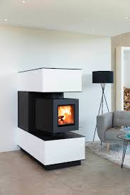 Drehbarer Feuergenuss Angenehme Warme Und Ein Kachelofen Auf Hochstem Qualitatsstandard Das Brunner Drehfeuer Durch Die M Haus Deko Wohnen Haus Architektur