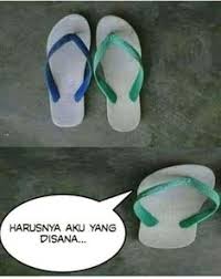 Itulah sederet peringatan atau meme sandal jepit yang sering hilang. 9 Ide Humor Lucu Meme Lucu Humor Lucu