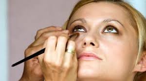 Makeup experts speak: How to conceal beauty flaws