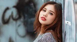 Perempuan paling bahagia episod 16. Perempuan Paling Bahagia