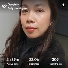 The favorable cold weather enabled a longer run. I had a productive run  today. Following his greeting, the black dog became more captivated by a  black bird with an unusual call. |