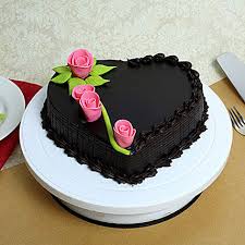See more ideas about cake, heart shape cake design, cake design. Online Heart Shaped Cakes Delivery For Anniversary Ferns N Petals